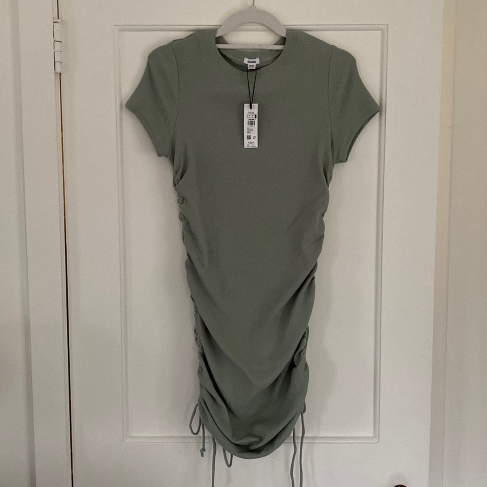 Garage Reina Ruched T-Shirt Dress- sage green - XL